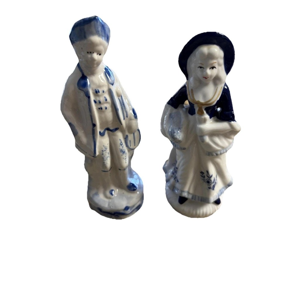 Vintage Porcelain Figurines Blue White Colonial Man with Lute  And Lady With Fan